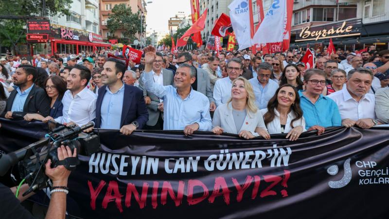 Özel'in 'yeni parti' planı: Dilekçe hazır, zamanlama 22 Temmuz'da netleşecek