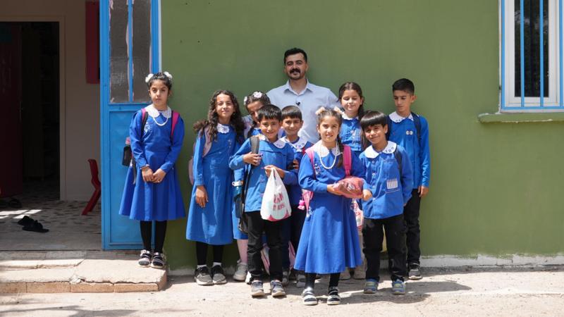 Köy öğretmeni olmak: 'Bu okulun her şeyi sensin'