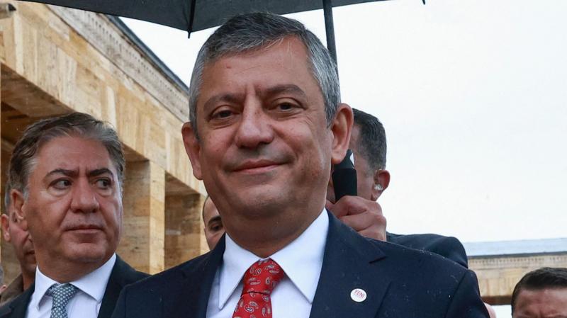 Özel: '200'den fazla belediye Yeni Parti'ye geçecek'