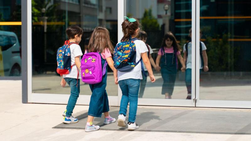 Yeni MEB yönetmeliği: Okul öncesi ve ilkokullarda ne değişiyor?