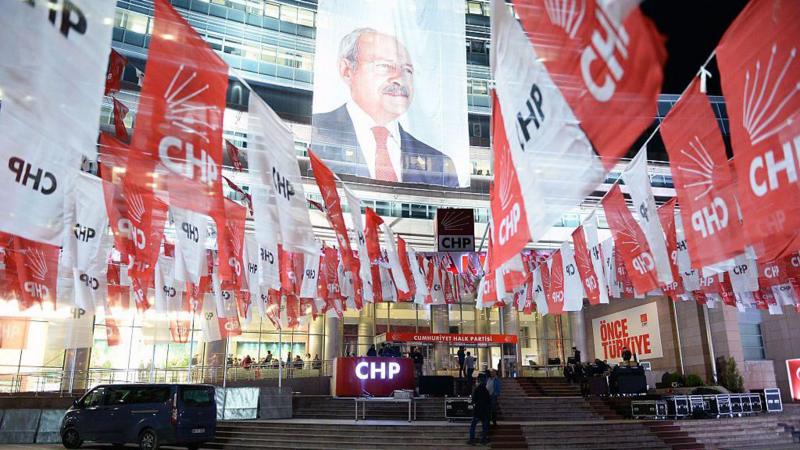 CHP'de sular durulmuyor: 'Üçüncü yolcular' bildiri hazırlığında