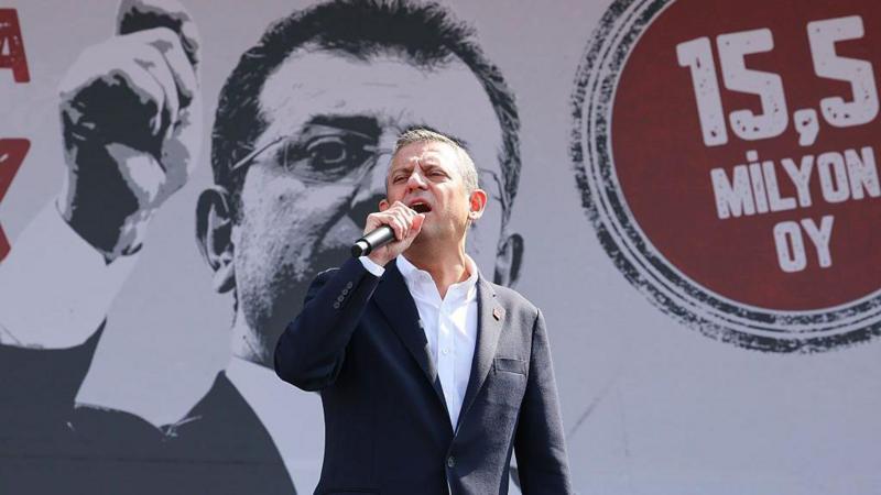 Özgür Özel'in 'yürüyüş' çağrısına İmamoğlu'ndan destek