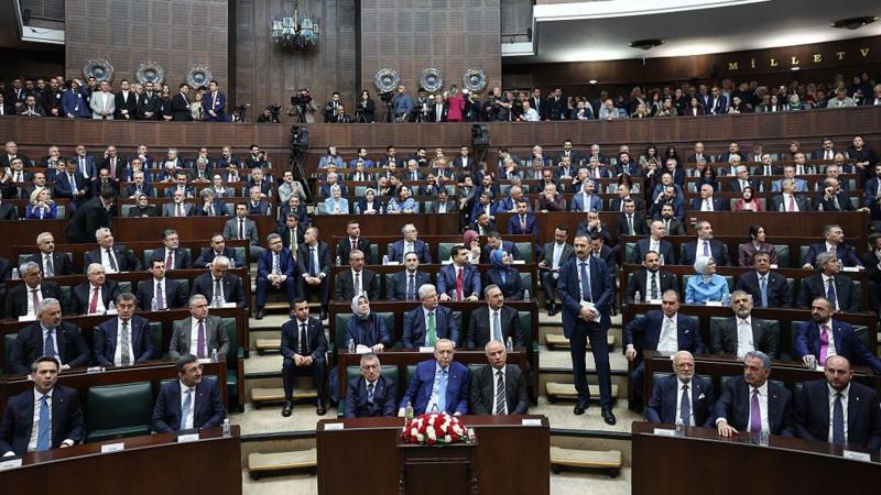 AKP 'baskın seçim' ve 'CHP'yi kapatma' tartışmalarına ne diyor?