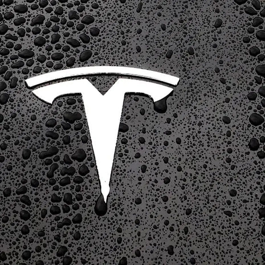 Tesla'nın otonom sürüş testleri Avrupa'ya yayılıyor