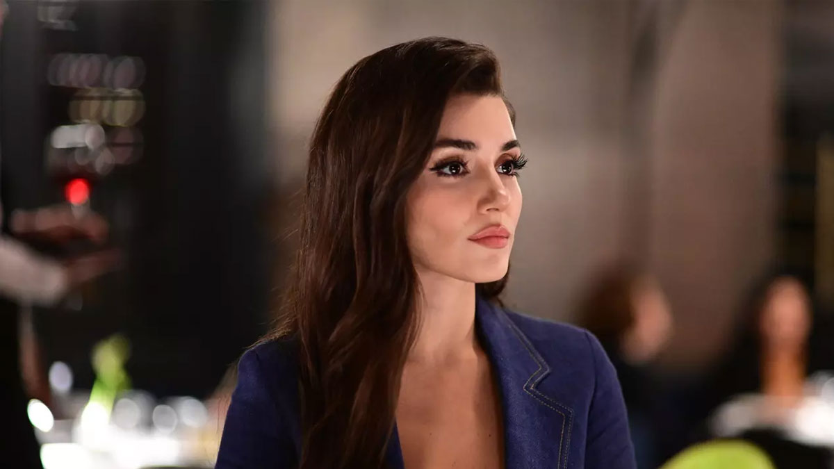 Hande Erçel'i yıkan acı kayıp: Çok sevdiği atı "İki Kardeş" hayatını kaybetti!